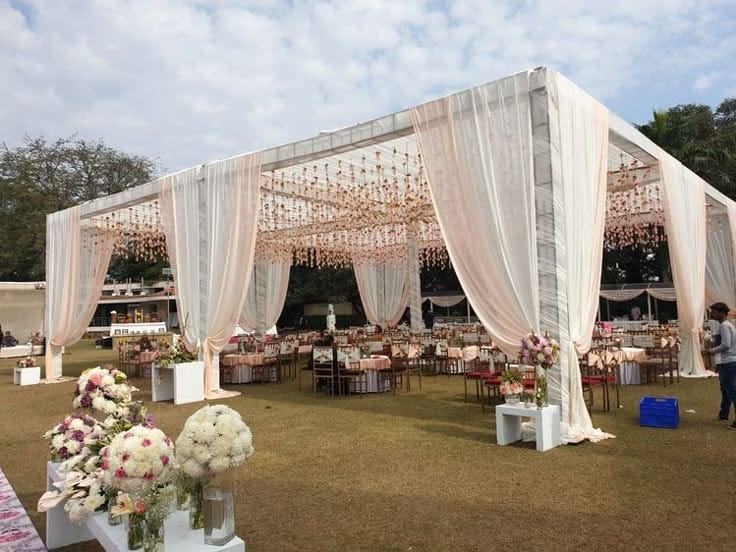 Elegant Party Lawn Decor for Weddings at the Best Outdoor Venue in Chhattisgarh – Nirmal Saptapadi Resort